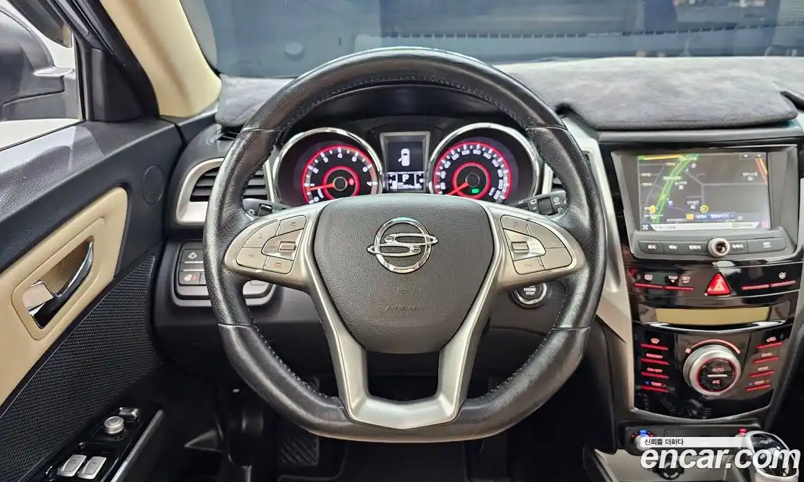 SsangYong TIBOLI 2015 1.6 автомат (гидро), фото 13