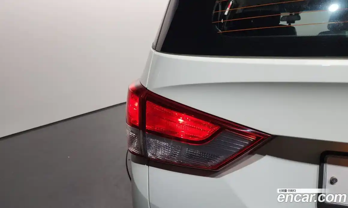 SsangYong Korando 2015 2.2 автомат (гидро), фото 9