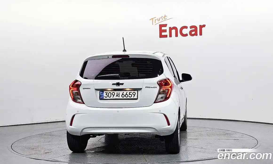 Chevrolet Spark 2022 1.0 автомат (гидро), фото 4