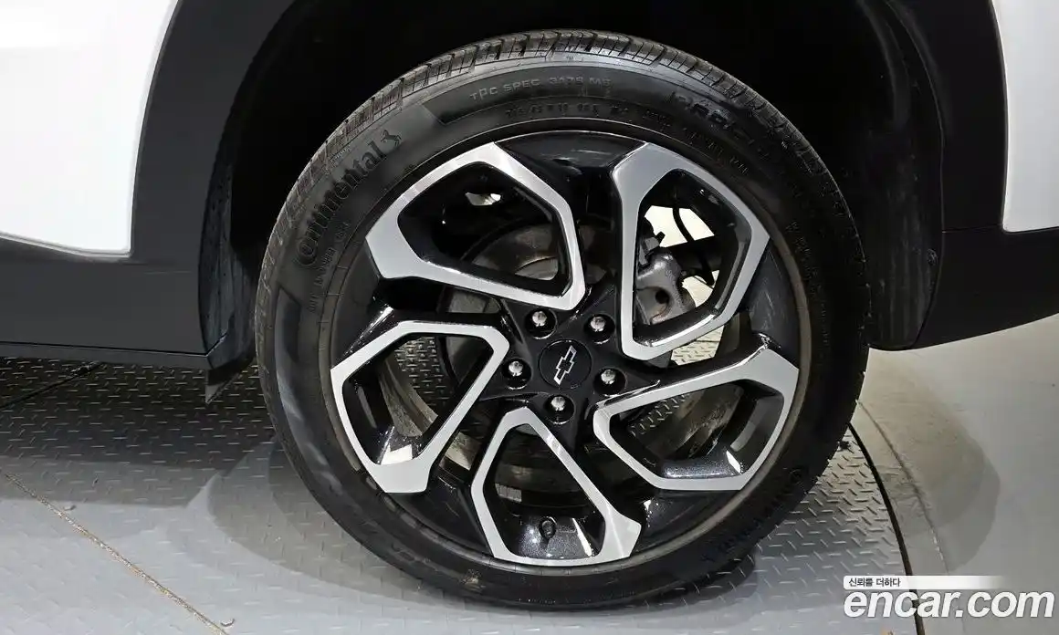 Chevrolet Trax 2024 1.2 автомат (гидро), фото 7