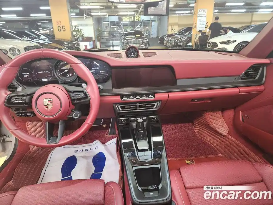 Porsche 911 2023 3.6 автомат (гидро), фото 13