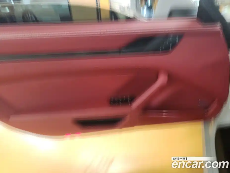 Porsche 911 2023 3.6 автомат (гидро), фото 9