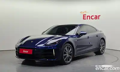 Porsche Panamera, 2025, 10 672 км
