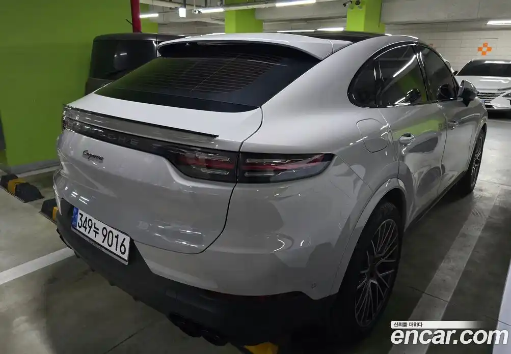 Porsche Cayenne 2022 3.0 автомат (гидро), фото 4