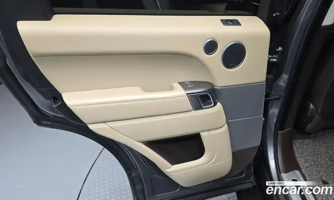 Land Rover Range Rover Sport 2017 3.0 автомат (гидро), фото 15