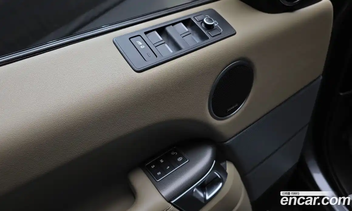 Land Rover Range Rover Sport 2017 3.0 автомат (гидро), фото 19