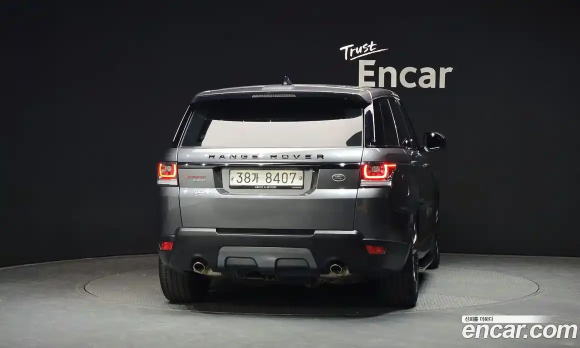 Land Rover Range Rover Sport 2017 3.0 автомат (гидро), фото 4