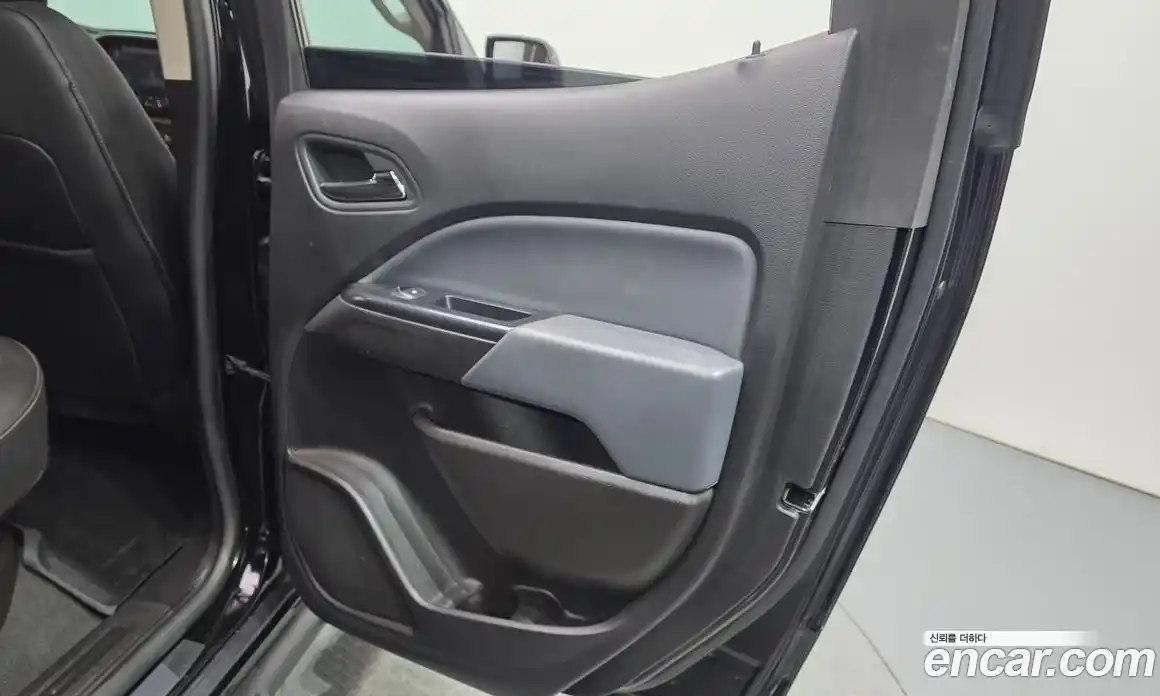 Chevrolet Colorado 2021 3.6 автомат (гидро), фото 15