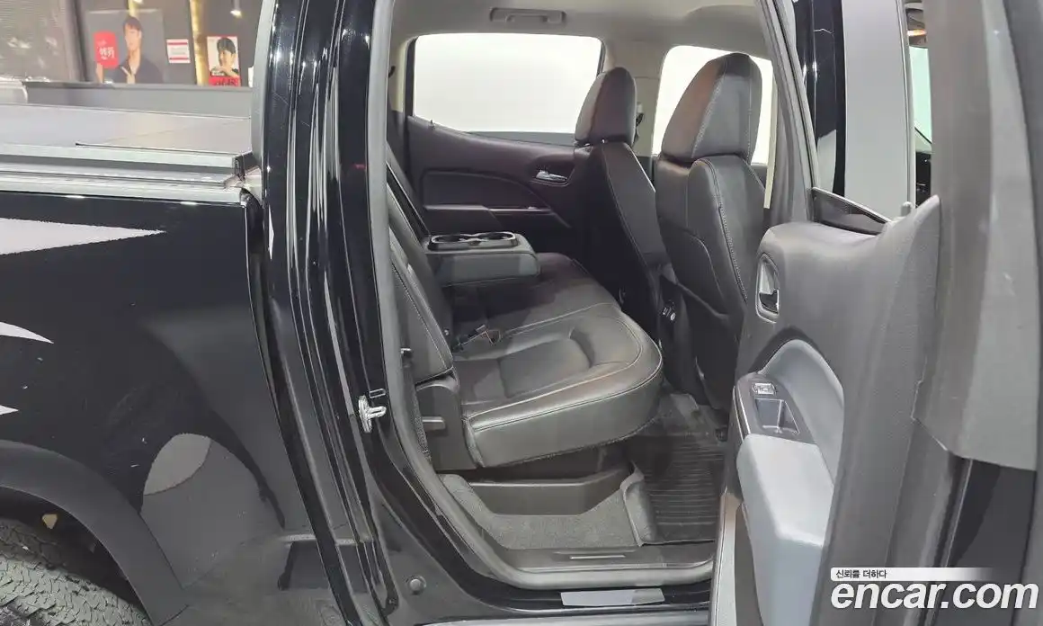 Chevrolet Colorado 2021 3.6 автомат (гидро), фото 17