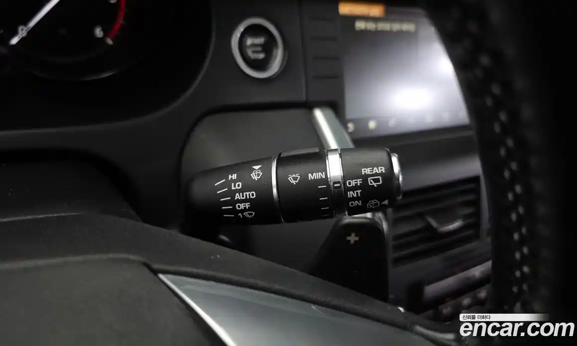 Land Rover Discovery Sport 2017 2.0 автомат (гидро), фото 17
