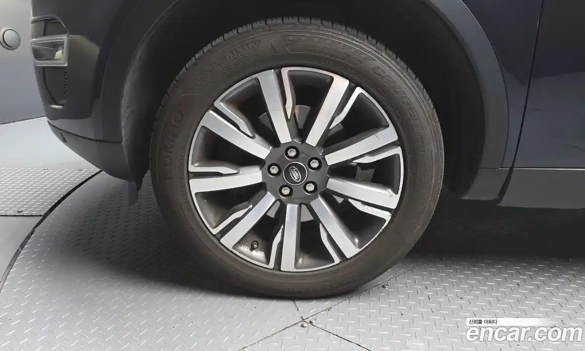 Land Rover Discovery Sport 2017 2.0 автомат (гидро), фото 5