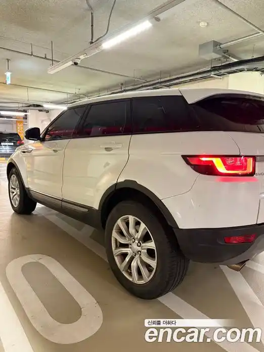 Land Rover Range Rover Evoque 2017 2.0 автомат (гидро), фото 4