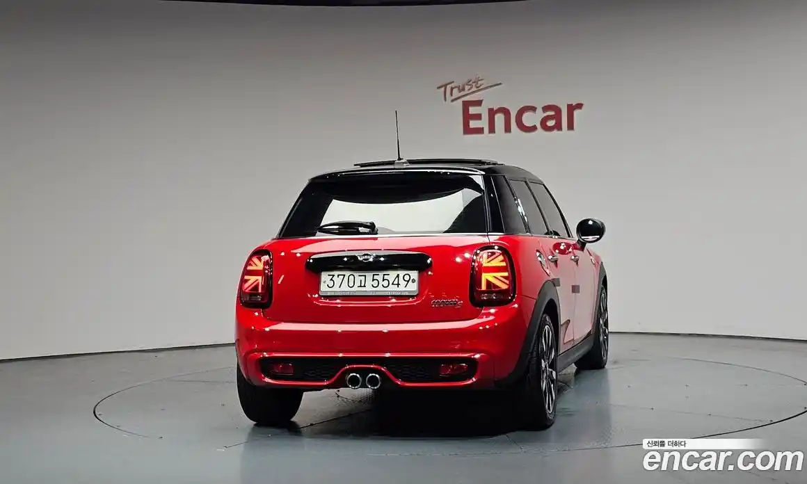Mini Cooper 2020 2.0 автомат (гидро), фото 3
