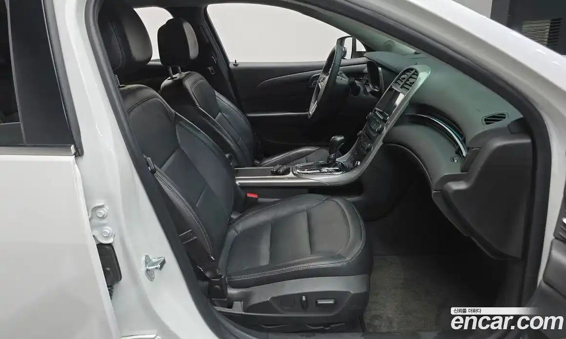 Chevrolet Malibu 2015 2.0 автомат (гидро), фото 11