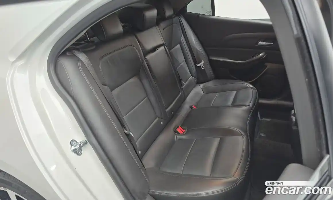 Chevrolet Malibu 2015 2.0 автомат (гидро), фото 12