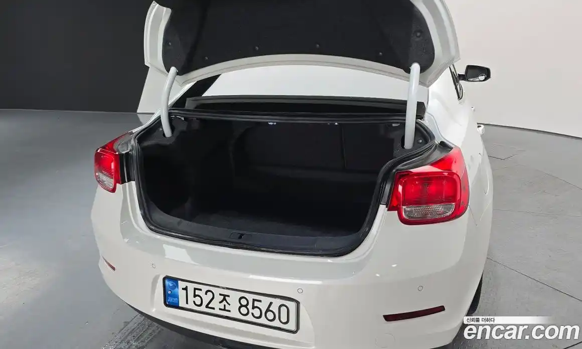 Chevrolet Malibu 2015 2.0 автомат (гидро), фото 20