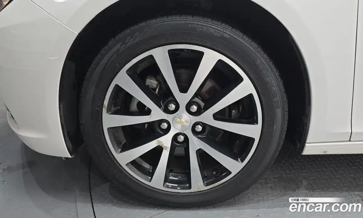 Chevrolet Malibu 2015 2.0 автомат (гидро), фото 5