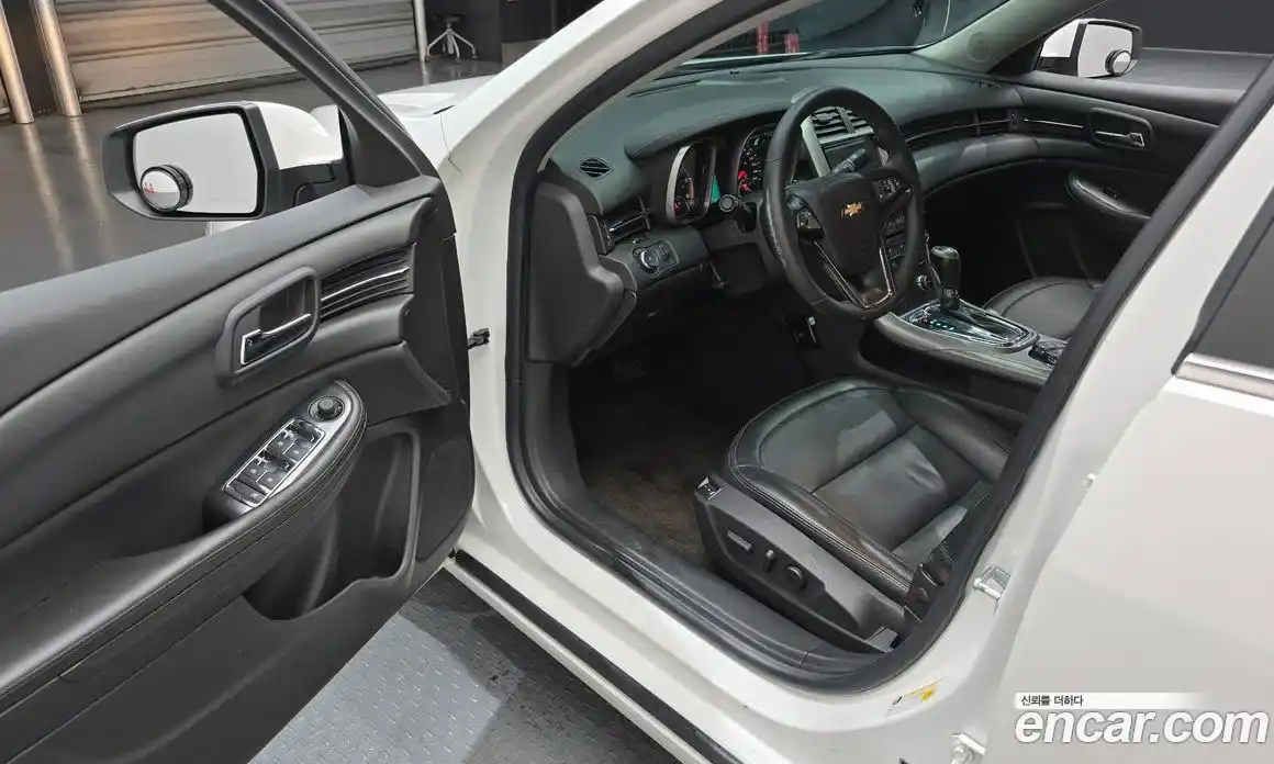 Chevrolet Malibu 2015 2.0 автомат (гидро), фото 10