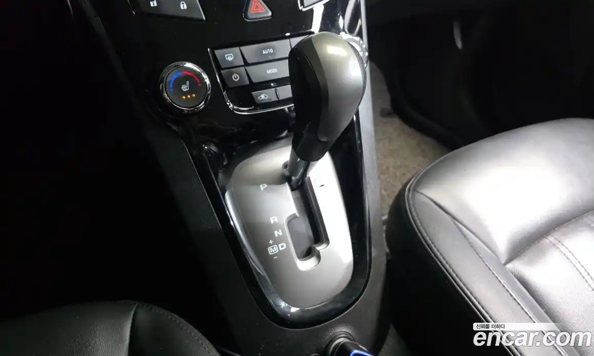 Chevrolet Orlando 2015 2.0 автомат (гидро), фото 9