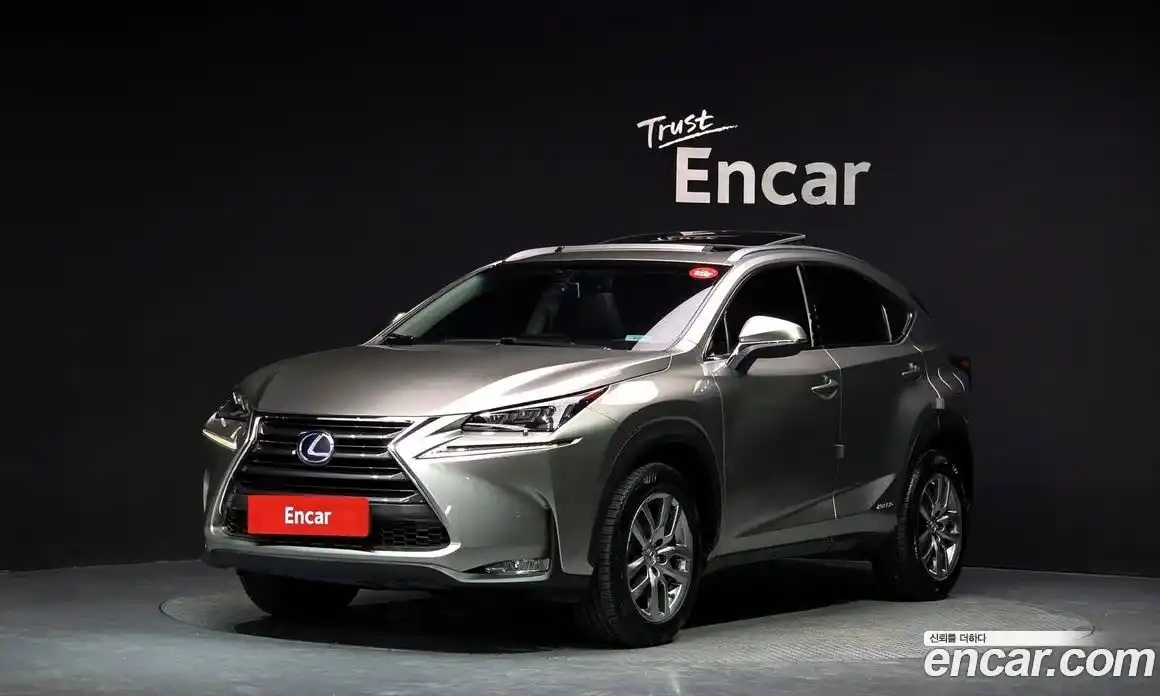 Lexus NX 2015 2.5 автомат (гидро), фото 1 Lexus NX 2015 2.5 автомат (гидро), фото 1