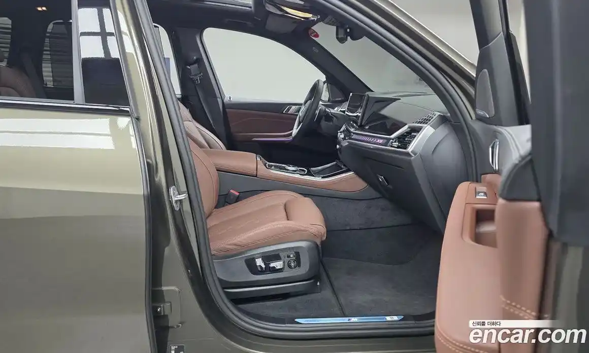 BMW X5 2025 3.0 автомат (гидро), фото 16