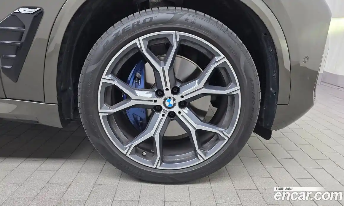 BMW X5 2025 3.0 автомат (гидро), фото 7