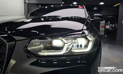 BMW X4 2025 2.0 автомат (гидро), миниатюра 8