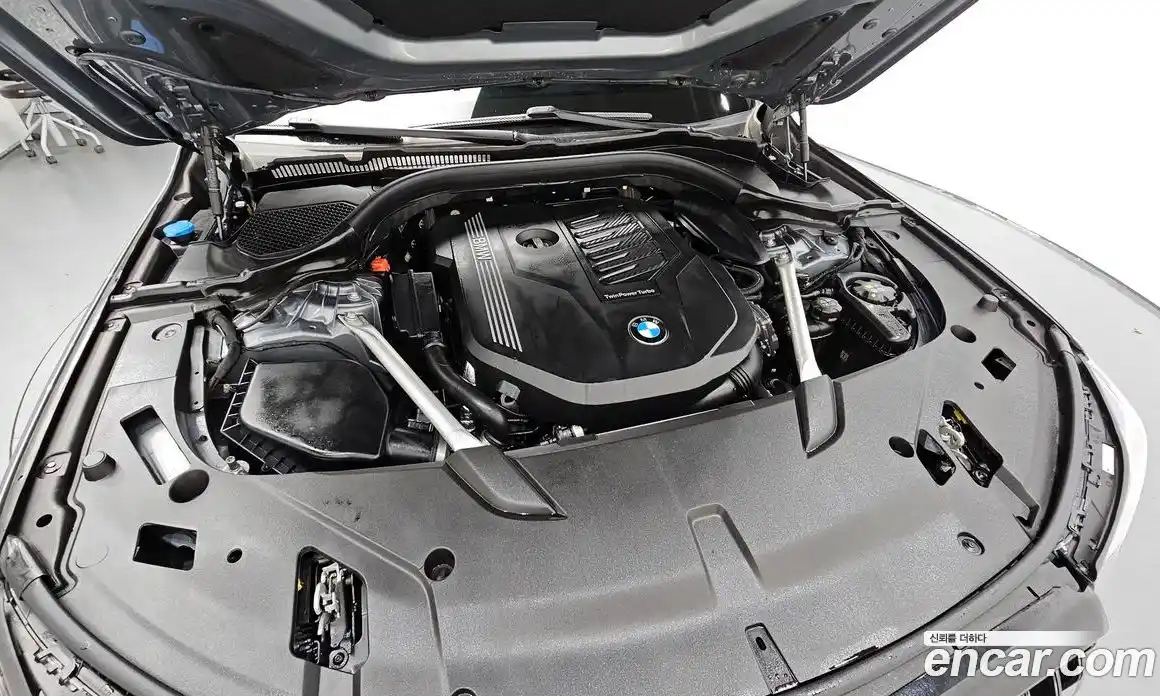 BMW 6 серия 2024 3.0 автомат (гидро), фото 6