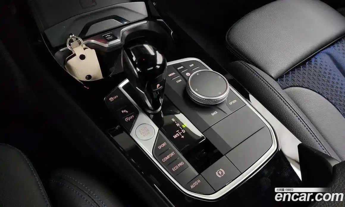 BMW 1 серия 2024 2.0 автомат (гидро), фото 12