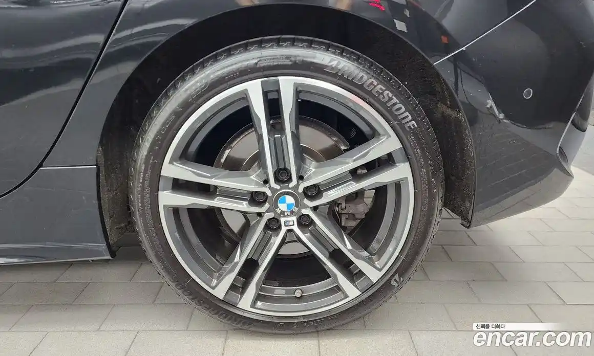 BMW 1 серия 2024 2.0 автомат (гидро), фото 7