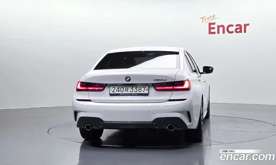 BMW 3 серия 2020 2.0 автомат (гидро), фото 4