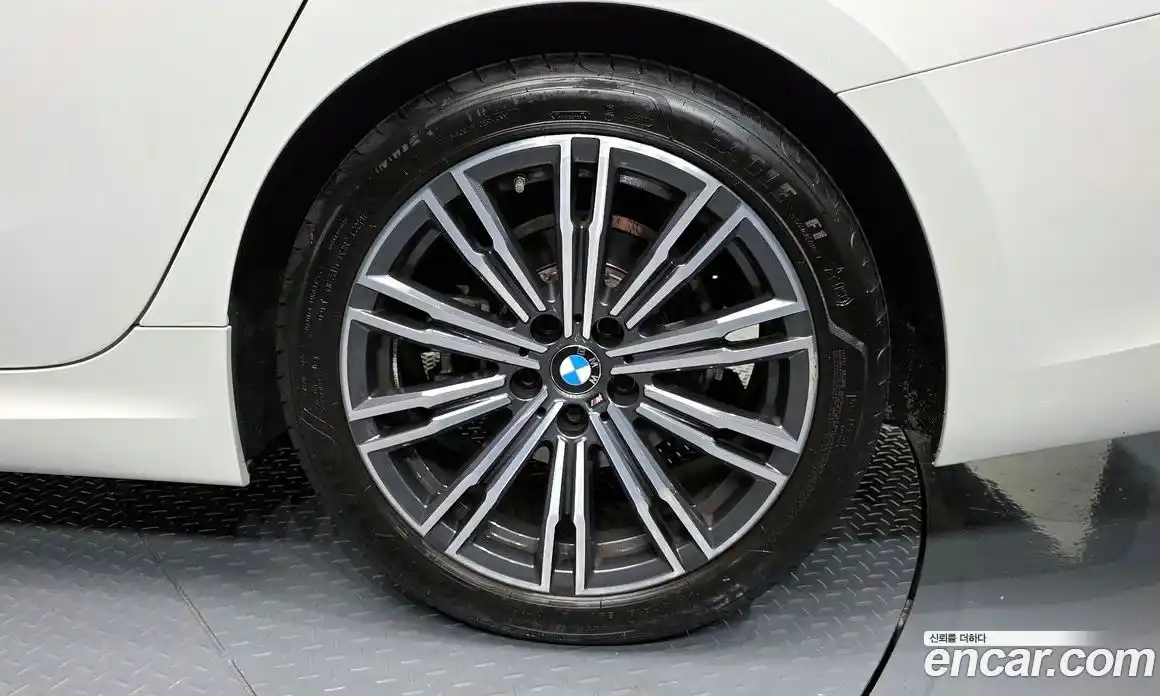 BMW 3 серия 2020 2.0 автомат (гидро), фото 7
