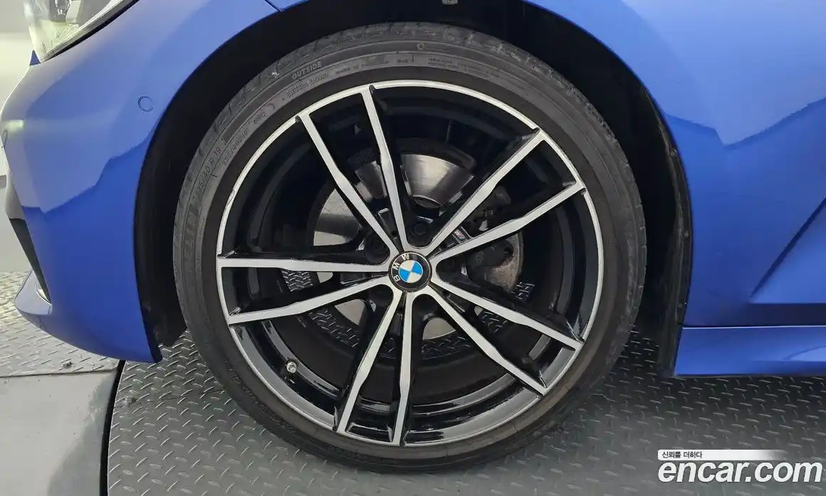 BMW 3 серия 2022 2.0 автомат (гидро), фото 5