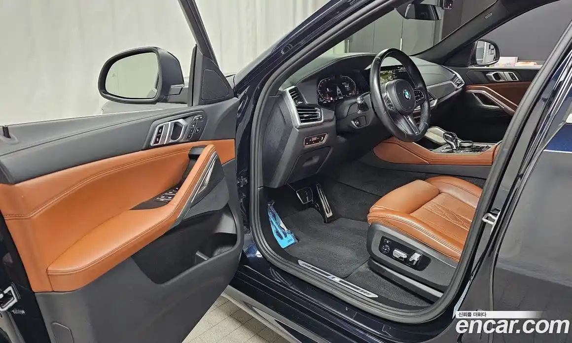 BMW X6 2021 3.0 автомат (гидро), фото 13