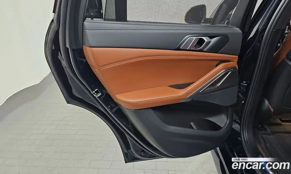 BMW X6 2021 3.0 автомат (гидро), фото 15