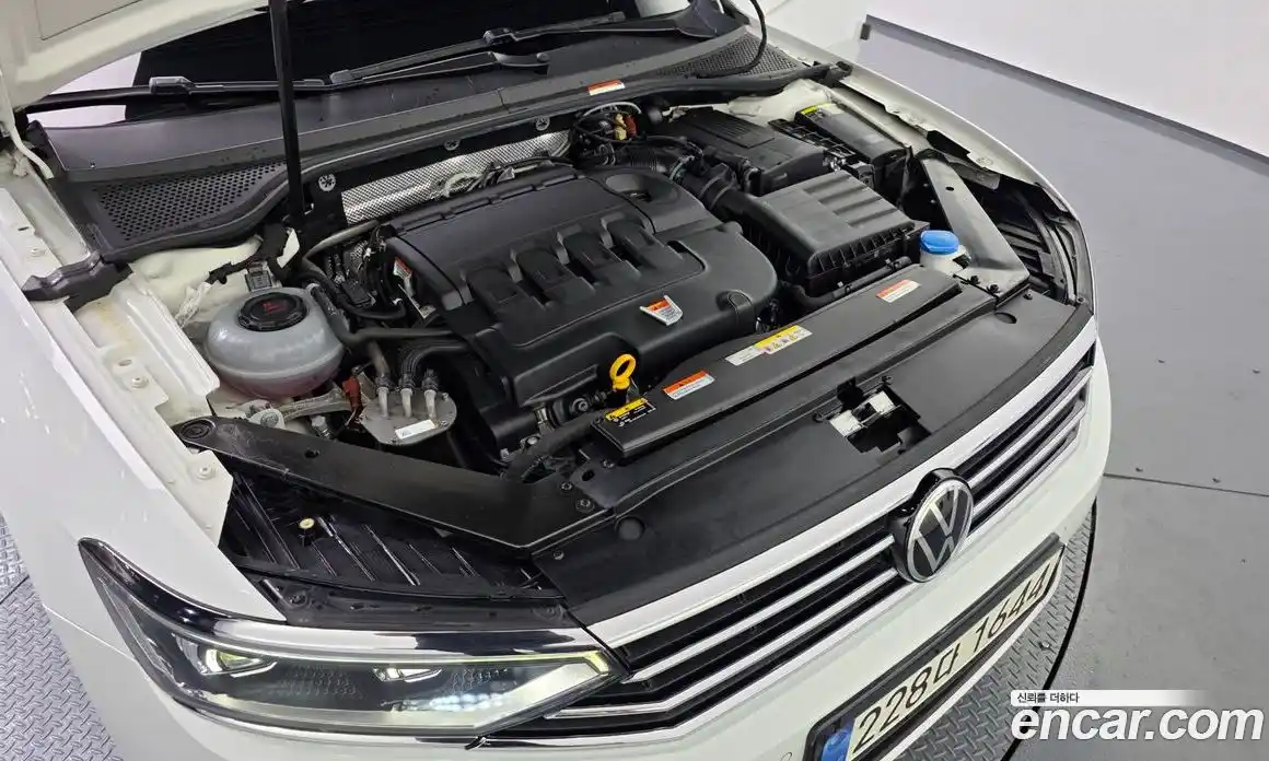 Volkswagen Passat 2021 2.0 автомат (гидро), фото 6