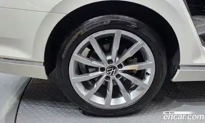Volkswagen Passat 2021 2.0 автомат (гидро), миниатюра 7