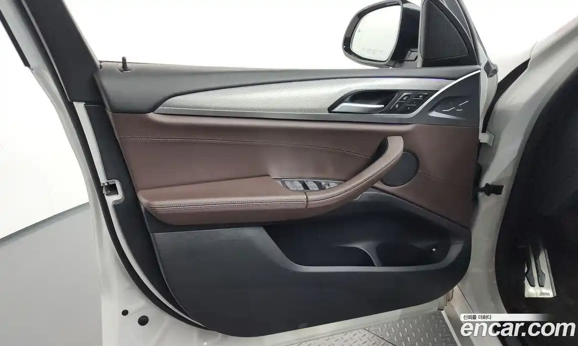BMW X3 2021 2.0 автомат (гидро), фото 14