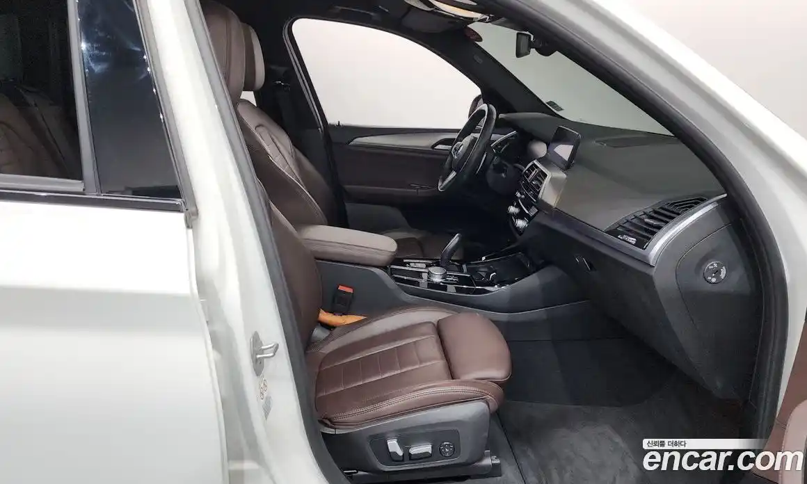BMW X3 2021 2.0 автомат (гидро), фото 16