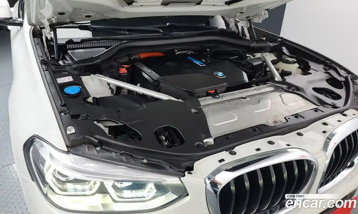 BMW X3 2021 2.0 автомат (гидро), фото 6