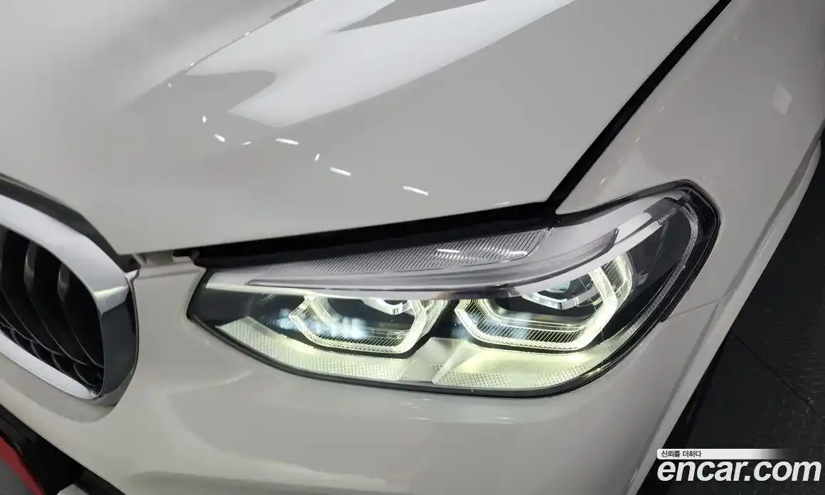 BMW X3 2021 2.0 автомат (гидро), фото 8