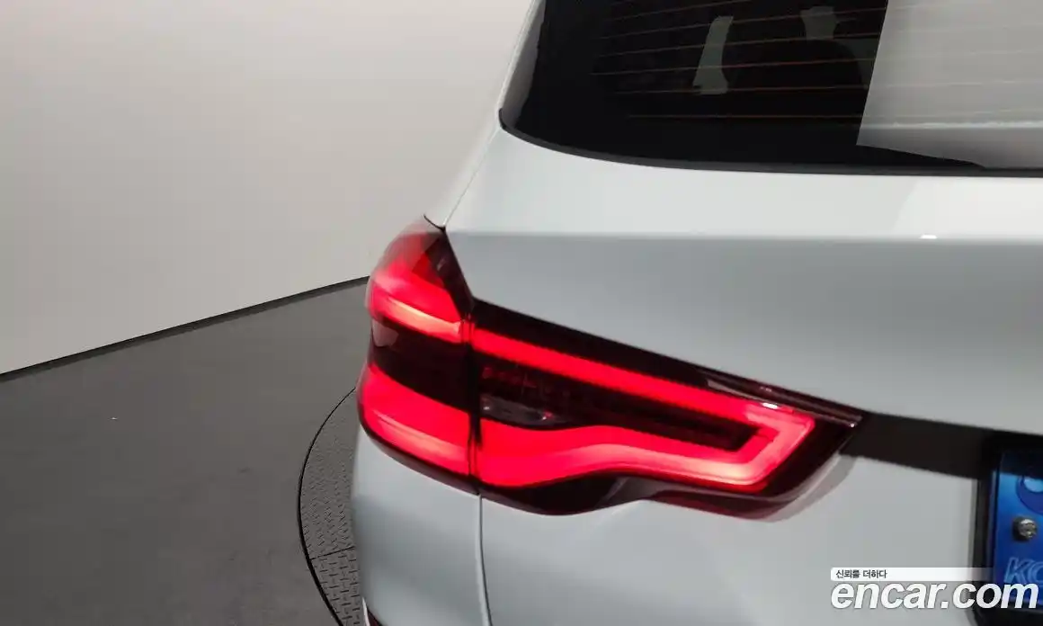 BMW X3 2021 2.0 автомат (гидро), фото 9