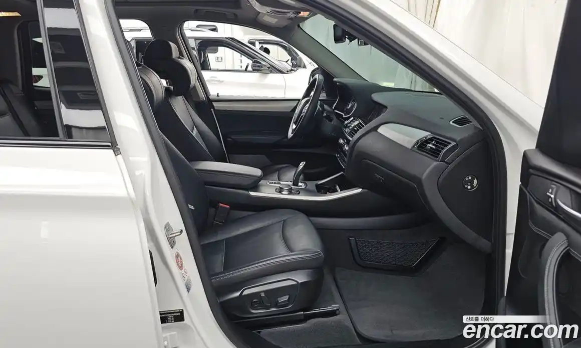 BMW X3 2016 2.0 автомат (гидро), фото 11