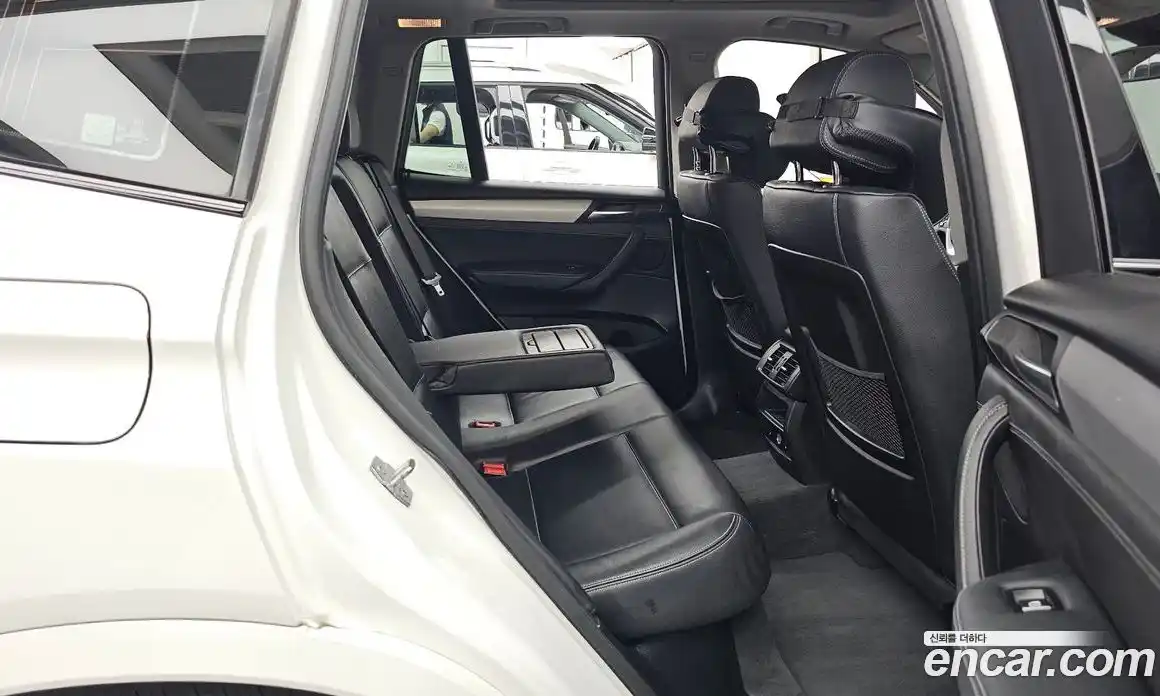 BMW X3 2016 2.0 автомат (гидро), фото 12
