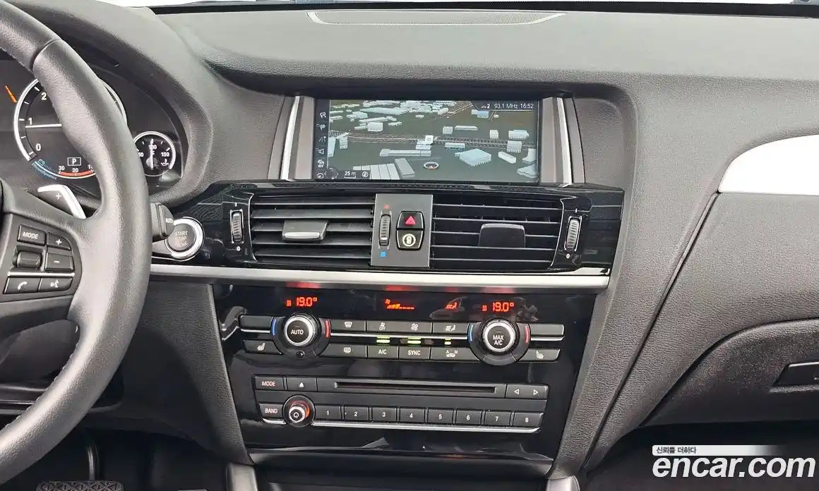 BMW X3 2016 2.0 автомат (гидро), фото 14