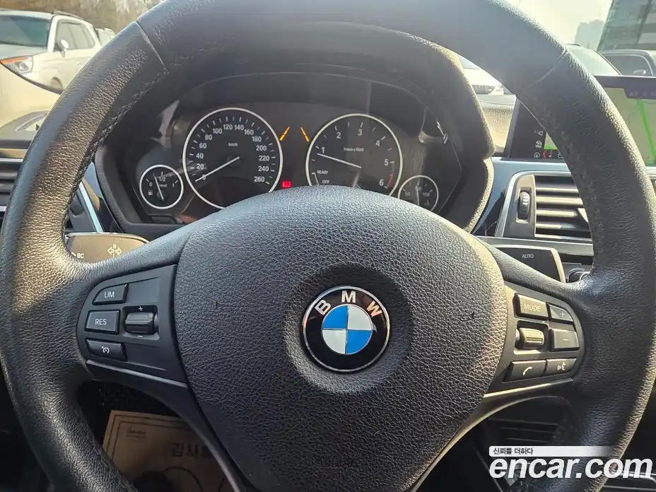 BMW 3 серия 2018 2.0 автомат (гидро), фото 13