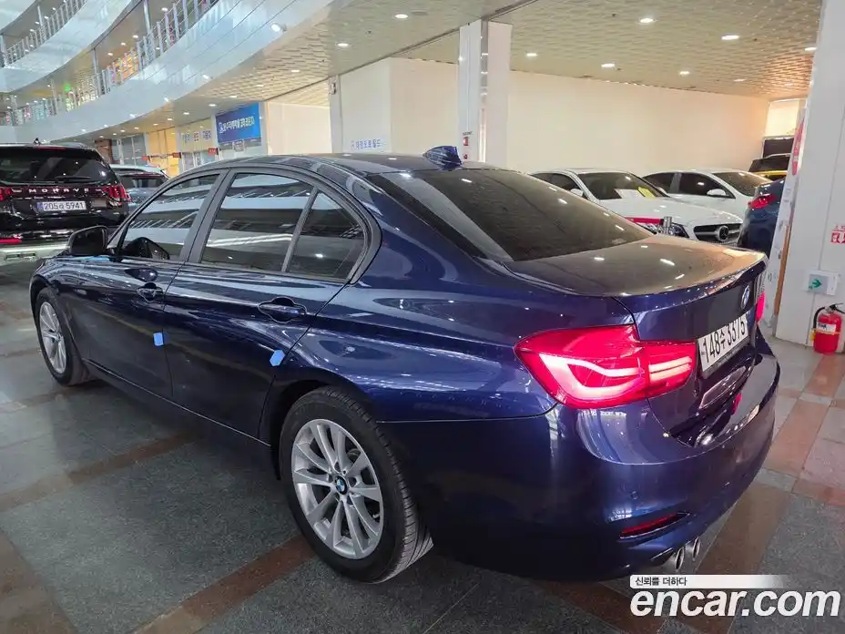 BMW 3 серия 2018 2.0 автомат (гидро), фото 5