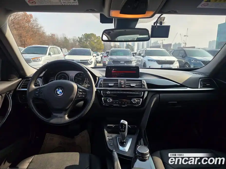 BMW 3 серия 2018 2.0 автомат (гидро), фото 7