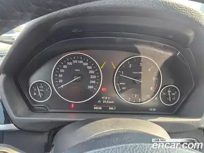 BMW 3 серия 2018 2.0 автомат (гидро), миниатюра 8