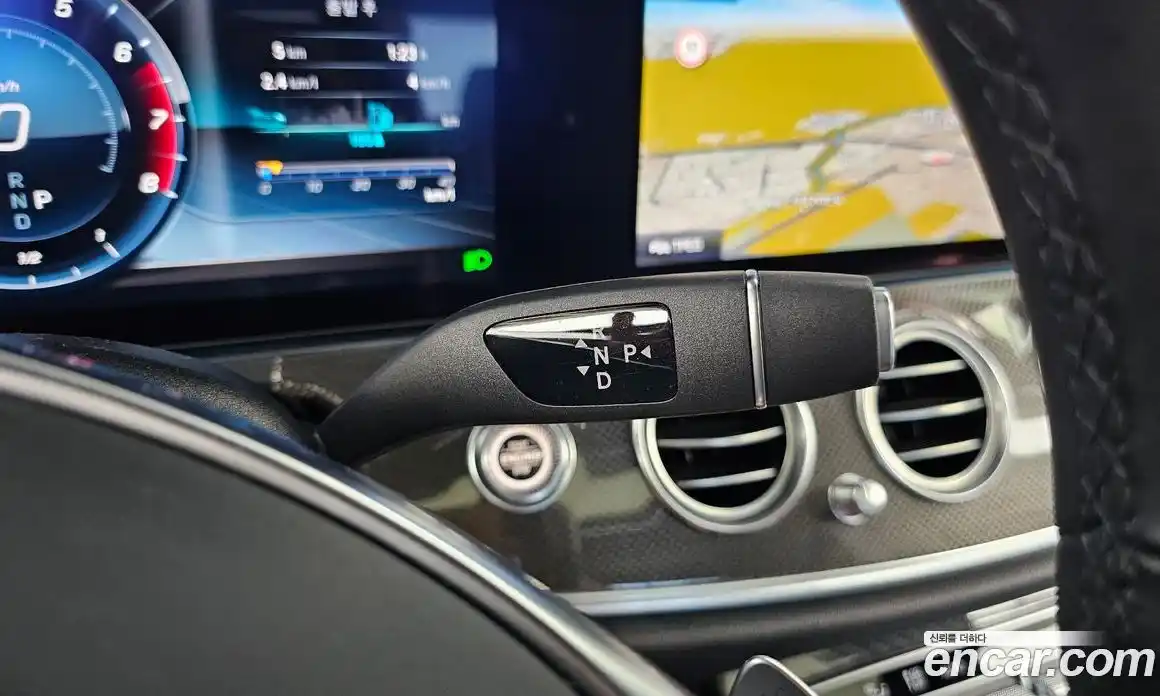 Mercedes-Benz E-Class 2018 2.0 автомат (гидро), фото 12